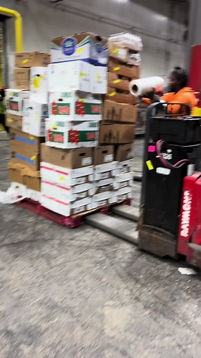 Easy Loading Process for Sysco Warehouse Workers