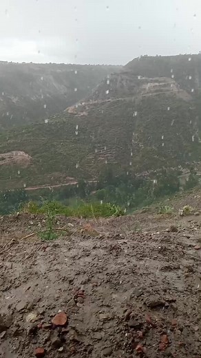 #lluvia cae del #Cielo muy Asombroso las personas pensaron otra cosa | Producciones Lluvias de Unción y Poder