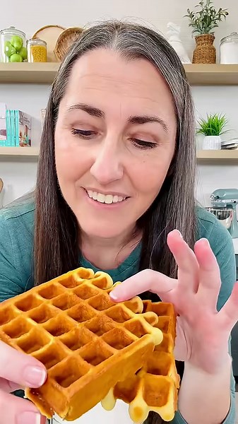 Easy waffle mix #waffles #wafflerecipe #waffle