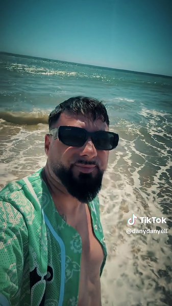 Danyell 🇺🇸L.A (@danydanyell)’s videos with original sound - QUEEN MUSIC RECORDS