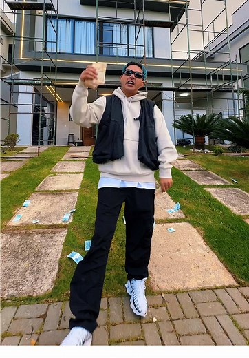 Transmissão Especial: Luz do Luar com MC Fioti