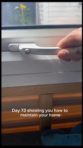 524K views · 2.2K reactions | How to open a stuck window & replace window handle ️ #diy #fb #HomeImprovement #howto #home | Daily DIY Tips | Facebook
