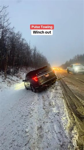 Vehicle Stuck in Deep Snow in Edmonton 🇨🇦 | Professional Tow Truck Recovery