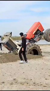 Star YouTube Stuntman Dies During Tractor Act In Panipat Village India (Infos Aftermath)