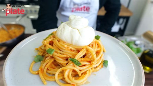 How to make the creamiest cherry tomato pasta