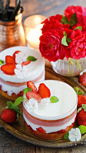 Eggless strawberry curd and cream trifle that looks fancy but is so easy