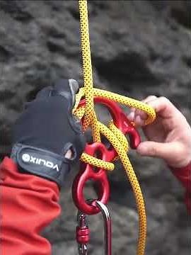 XINDA XD8602 Climbing Rescue Figure 8 Descender with Bent-ear Rappelling Gear Belay Device