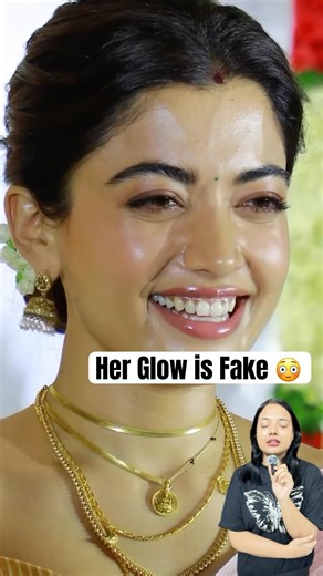 How celebs fake their skin