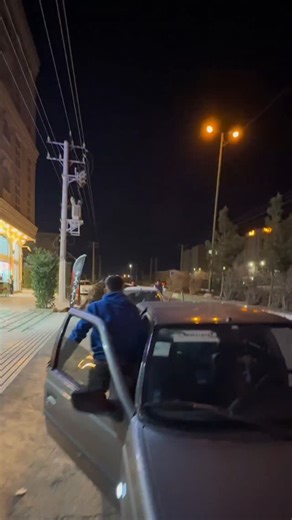 ‎🚨 خبر های فوری ساوه 🚨‎ on Instagram‎: "کسی این سه نفر رو میشناخت ؟ . . . چیز ویچ عطاویچ یه چیز دیگس !! حتما امتحانش کنید @atawich_saveh @atawich_saveh . . #ساوه #دعوا #حاشیه #کلیپ #مامونیه #تهران #قم #کردستان #کرج #عطاویچ #ماشین_بازی #غذا #رستوران"‎