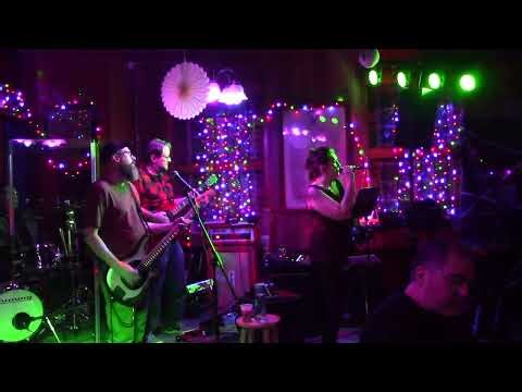 "Good" (Better Than Ezra cover) by Smells Like Flannel @ Carbon Athletic Club 2/7/26