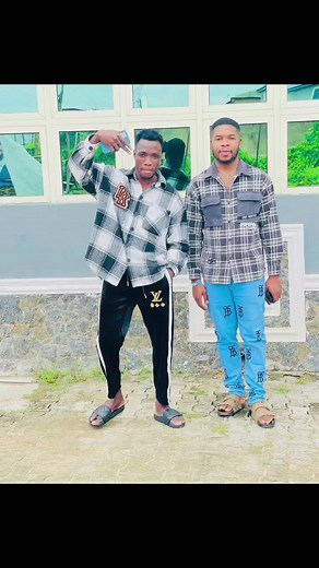 David bills🥇🏆💸 (@davidbills019)’s videos with fine boy - sheflow