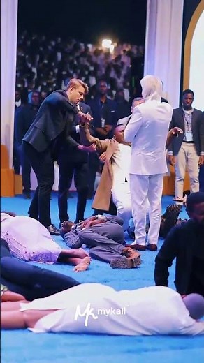 Benny Hinn Crusade - Highlights Day 02
