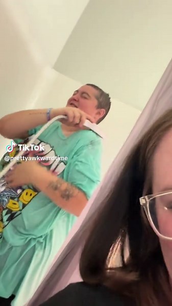 PrettyAwkwardTime (@prettyawkwardtime)’s videos with original sound - PrettyAwkwardTime