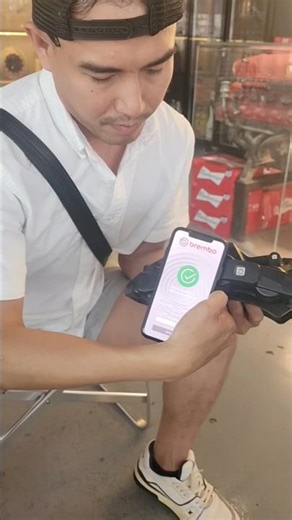 Bán Brembo Italya chính hãng, check QR code, Auto Style phân phối, các anh làm liên hệ bên em nha