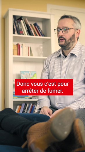L’EMDR ou le MDR ? L’abréviation EMDR vient de l’anglais « Eye Movement Desentitization and Reprocessing » qui signifie « Désensibilisation et retraitement par les mouvements oculaires ». L’abréviation MDR veut dire Mort De Rire. Incompatible ? Pas avec notre imparfait thérapeute ! #lesimparfaits #comédie #sketch #humour #therapie #emdr #mdr #therapiebreve #strategiedevitement S Ingrid Dupont Jerome Wirtz Alexandre Putfin Roxane Michelet Comédienne Angelo Grossi | Les Imparfaits