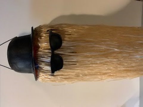 DIY Cousin It from the Addams Family Tutorial.