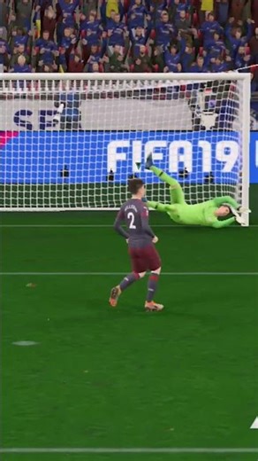 keeper messes up last chance on Penalties #fifa19