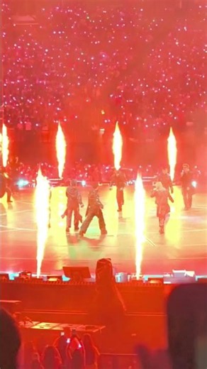 (SCREAMING WARNING) Aliens by BTS - ARIRANG World Tour, Las Vegas D4