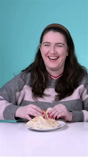Irish people trying the IRISH TACO BELL ‪@TheTRYChannel‬ Has the full video 👌🏻 #irish #tacobell