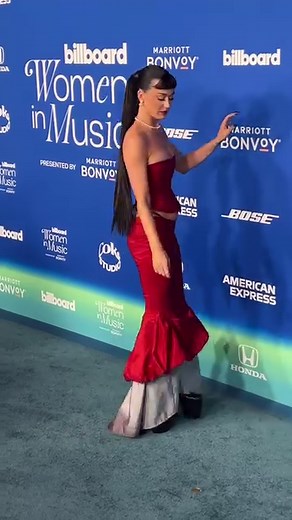 2.2M views · 6.6K reactions | Katy Perry is red-y for her close-up on the #BBWomenInMusic carpet! ❣️ | People | Facebook