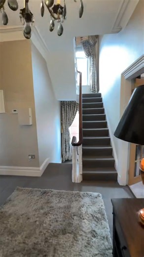 ✨ Simply Stunning Victorian Duplex Apartment ✨ A truly impressive 3-bedroom duplex period apartment offering luxurious accommodation over three expansive levels, extending to 1938 sq ft. Set behind an attractive Victorian frontage, this substantial home blends beautiful original features with high-quality modern upgrades, creating a rare and flexible living space in a highly desirable setting. 🏡 Highlights include: • Grand reception rooms with original sandstone fireplace, ceiling rose, coving 