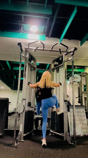 Hanging around the gym tonight. Actually hanging is great for decompressing our spine plus grip strength.💗 | Lesley Maxwell