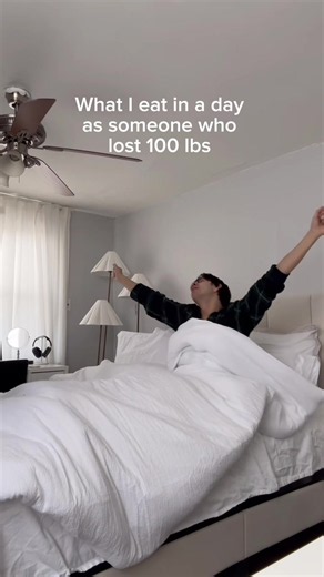 losing 100lbs taught me that the hardest part was never the workouts or the food ..it was staying consistent. now I’ve got something that remembers my routine before I even think about it 😅 what I eat in a day, today-ai style 👇 7-day free trial if you want to try it too, link in my bio 🔗