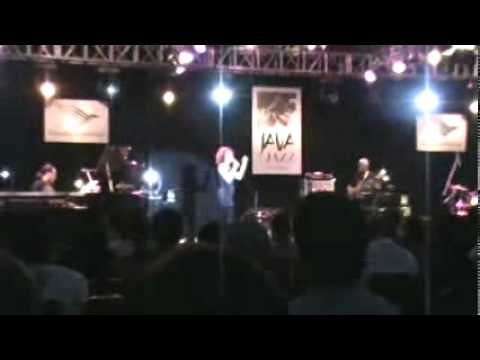 No More Blues - Roberta Gambarini feat. David Garfield & Abraham Laboriel - Java Jazz Festival 2011