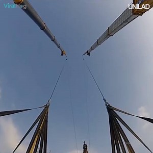 This slingshot fires humans 0-200k/h in one second! 😱 ViralHog | UNILAD Tech