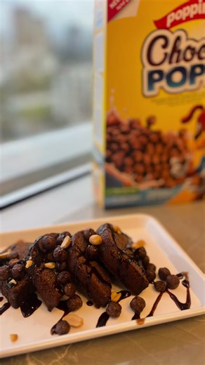 Upgrade and serve your Chocolate Cake with our Choco Pops Cereals for an added flavor & crunch🍫 | Poppins