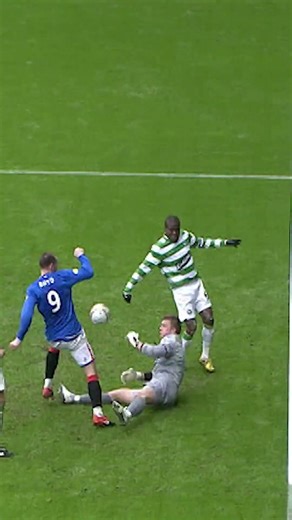 Maurice Edu nets the winner in the Old Firm