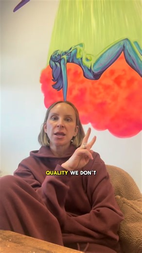 Glow Lab ®️ on Instagram: "MythBusters with Monica 😵‍💫 Epsiode 1: Express vs Signature Tans! Same great results, different process ✨⏳Express is time-release so your rinse time controls your color. Signature is worn for 8 hours for full development."