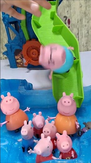 Peppa Pig’s Epic Water Slide Adventure! 🐷💦