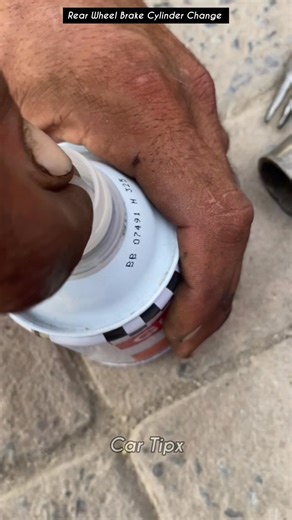 938K views · 15K reactions | Rear Brake Cylinder Change – Smooth Braking Restored #mechanic #automechanic #automotive #automobile #carrepair #carfix #uk #usa #toyota #honda #suzuki | Car Tipx | Facebook
