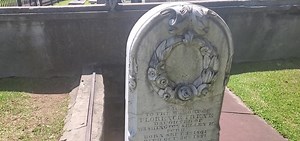 118K views · 4K reactions | They Put in a Window To See Inside Her Grave #graveyard #death #cemetery #RIP #sad #youtuber #youtube #old #sadness #grief | Lamont At Large | Facebook