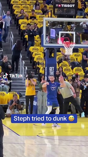 Steph Curry's Epic Dunk Attempt During NBA Playoffs