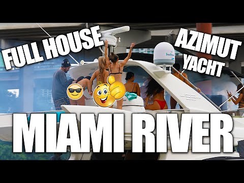 Crazy boat parade at the Miami River | Droneviewhd [ These Girls know how to Party ]