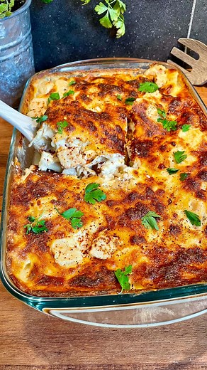 Annie Erfass ♥️ on Instagram: "🍝🌿ALFREDOLASAGNE!🧀 Det ultimata receptet när du vill laga en riktigt god, smakrik och krämig lasagne utan att behöva spendera mer än 10 minuter i köket. Mättande och proteinrik i betalt samarbete med @quornsverige och deras Quorn Bitar som du smidigt slänger i direkt från frysen. Enkelt och gott när det är som bäst🥳 Pasta Alfredo i form av en riktigt krämig lasagne kan ju inte bli annat än succé! Spara receptet och testa du med (och glöm inte att tagga någon so