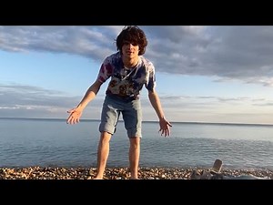 Tubbo Goes Live From The Beach!