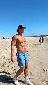 Built for the beach 🏖️ #pecs #chest #abs #aesthetics #aesthetic #bodybuilder #bodybuilding #model #fitnessmodel #gym | Erik Thornally