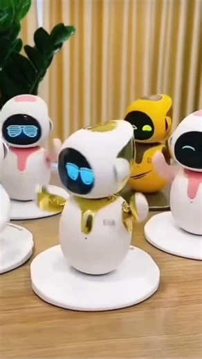 “Dancing Eilik Robots:From Solo to Group, with an Emo Twist”😎#eilik #robot #viral #shorts #ai #pov