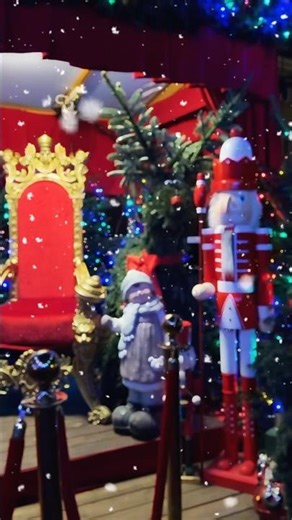 This Christmas market in Warsaw is insane #aesthetic #poland