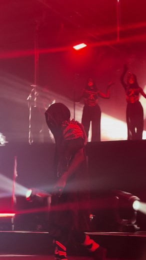 two best friends in a room 💕 #fyp #sleeptoken #sleeptokenworship #sleeptokenband #vesselsleeptoken #vessel #thenightbelongstoyou #thesummoning #iiisleeptoken