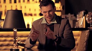 13K views · 138 reactions | Kezdjük vidáman – de félig komolyan – az évet... Még a Férfiak Klubja indításakor „alapoztunk” Arnold és Arni karaktereinek sarkításával. Köszönjük Zsolt Zayzon színésznek, barátunknak, hogy mindkét egyéniséget félreérthetetlenül felismerhetővé tette! Vigyázat, a vége a „hitelesség” miatt 18+ karikás :) #FérfiakKlubja #Férfi #újév #BÚÉK #férfias #Boldogújévet | Férfiak Klubja | Facebook