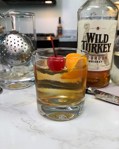 This one is a classic!! Super easy to make too 🍒 | Tipsy Bartender