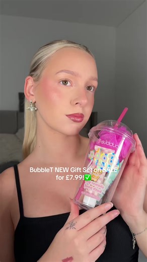 BubbleT have launched NEW gift sets! So CUTE! 💕 @Bubble T Cosmetics #bubblet #bubbletcosmetics #bubbletealover #giftsetideas #tiktokmademebuyit