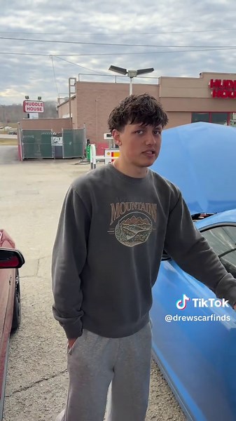 These all in one junk starter kits are perfect to keep your family safe on the road #cargadgets #jumpstarter #carsoftiktok #caraccessories #tiktokshopholidayhaul