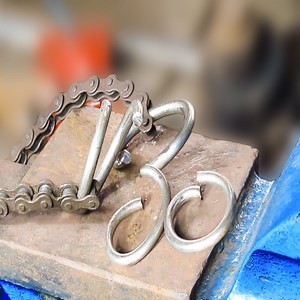 32K views · 198 reactions | Homemade Tools Ideas Using Bicycle Chain | How to Make Chain Lock | Homemade Lock Tools #HomemadeToolsIdeas #HomemadeTools #HomemadeLock #HomemadeTool #HomemadeLockTools #MechanicalEngineering | Smart Engineering | Facebook