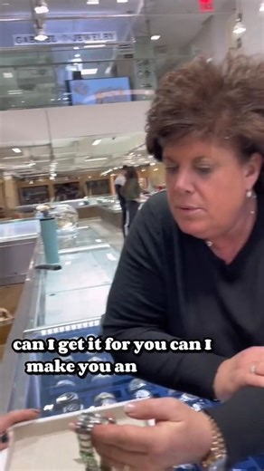 323K views · 3.1K reactions | 174_Negotiation on brand new Rolex Pepsi with my neighbor ‍♀️ !! #watches #luxurywatches #women #negotiation #entrepren-001 | Watchbyjuls | Facebook