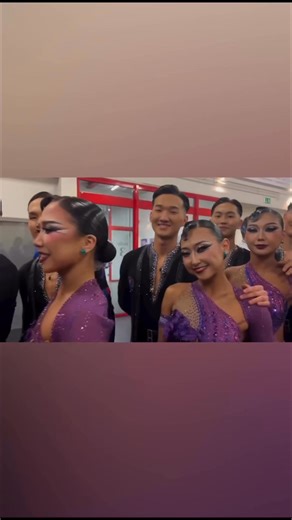 ✨🙏 ТАЛАРХАЛ 🙏✨ Манай энэ жилийн тэмцээний хувцасны дизайнаар Jzozo Зоригоо Jzozo Zorigoo Болортуяа Boloroo Sstar нар маань сэтгэл зүрх, ур чадвараа бүрэн зориулан ажиллалаа. 💫 Мөн эрэгтэй хувцасны ерөнхий загварыг хамтлагийн гишүүн Б.Нямбаяр Baachka Baachka маань гаргасан юм. 👔✨ 🎨🖐 Уран гар, уян мэдрэмж, олон жилийн туршлагаараа оргилд хүрсэн Jackson Зоригоогийн бүтээлийг бишрэн бахархаж байна. Таны урласан хувцсыг бид 3 дахь жилдээ дараалан өмсөн, дэлхийн тайзнаа итгэл төгс алхаж байгаада